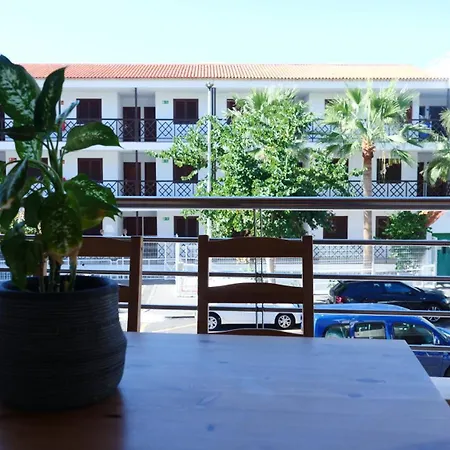 Tuerkiz Kanaan Puerto de Santiago (Tenerife)